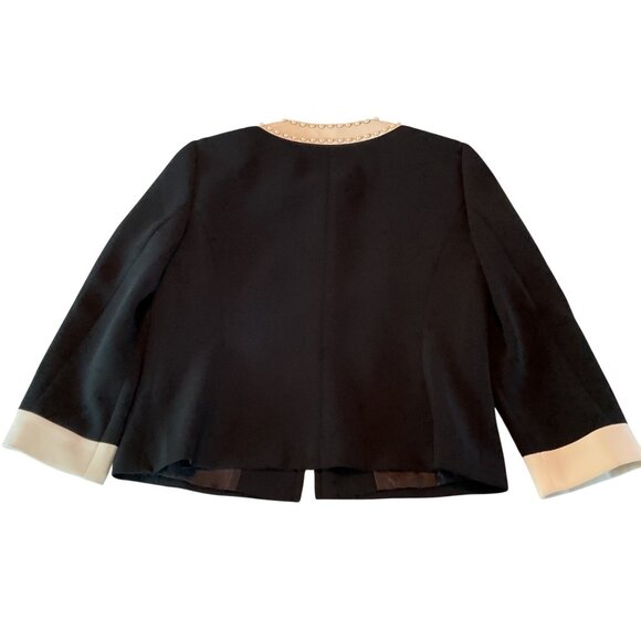 NWOT Tahari Arthur S. Levine Black Jacket W/ Pearl Collar & Cuff Details Size 4 - Picture 2 of 10